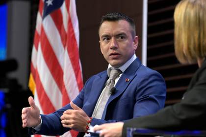Noboa desea ver elecciones libres en Venezuela y apoyo "político" para el cambio en Cuba