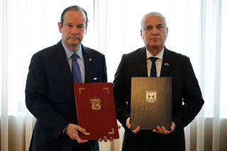 Un acuerdo abre el camino al sector privado de Israel a proyectos estratégicos en Panamá