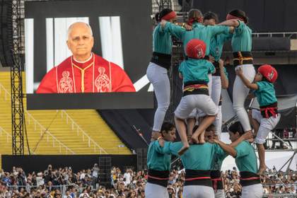 El papa lamenta ante los jóvenes la idolatría del beneficio y el culto a la imagen
