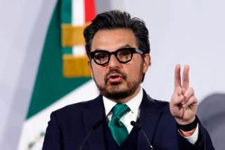 México aprueba aumento salarial de 8% para trabajadores de seguridad social tras protestas