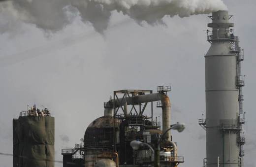 El petróleo de Texas sube un 3,5 %, hasta 101,41 dólares, su precio más alto en un mes
