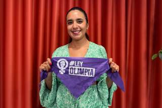 Olimpia Coral: "Te violan con cada like, con cada compartir y cada vez que te graban"