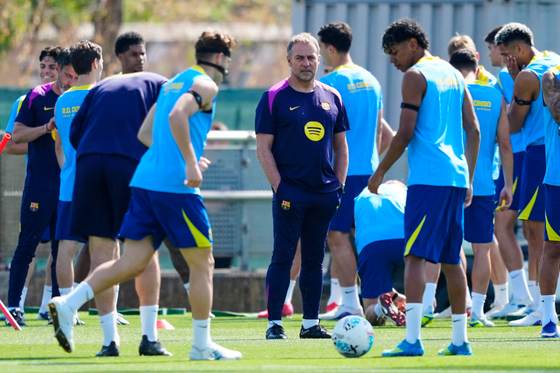 Flick: "Quiero renovar mi contrato, ese es mi plan"