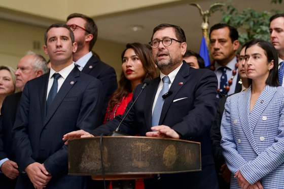 Gobierno chileno retira apoyo a la candidatura a la ONU de expresidenta chilena Bachelet