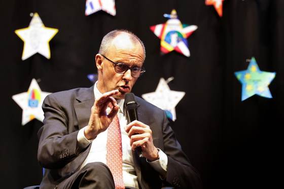 Merz cree que EE.UU. está siendo "humillado" por Irán en las negociaciones