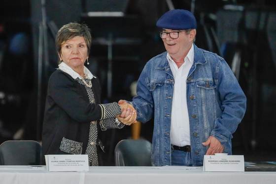 Denuncian al presidente electo de Colombia por presunto hostigamiento a firmantes de paz