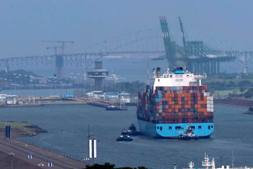 El Canal de Panamá proyecta un alza del 6,6 % en sus ingresos en 2027