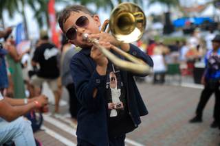 Panamá rinde homenaje póstumo a Willie Colón con un multitudinario tributo de trombones
