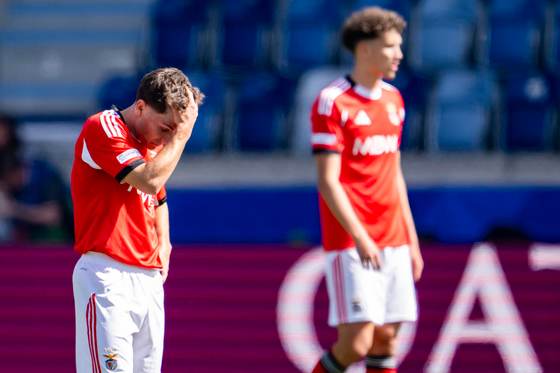 El Brujas golea 1-3 al Benfica y espera al Real Madrid o al PSG en la final