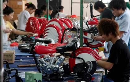 La actividad manufacturera en China repunta en marzo a su ritmo más rápido en un año