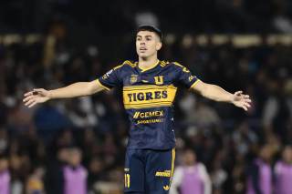 Keylor Navas brilla en empate de Pumas con Tigres