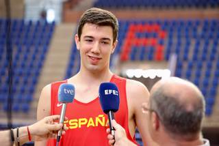 Un triple del español Folgueiras da a Iowa ante Florida el pase a los octavos de la NCAA