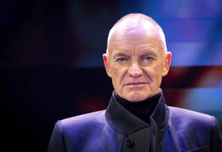 Sting lanza un EP con remixes y mezclas extendidas de su icónico tema 'Desert Rose'