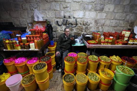 Organismo de la ONU se ve forzado a reducir a la mitad la ayuda alimentaria en Cisjordania