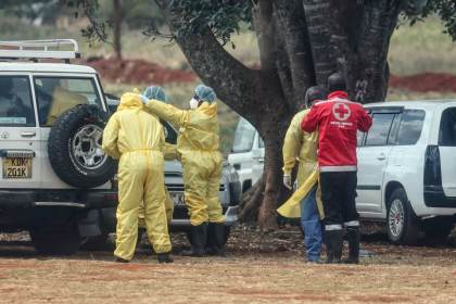 Ruto ordena reforzar la respuesta contra el ébola tras detectarse el primer caso en Kenia