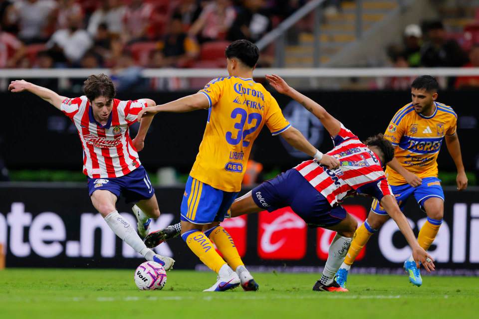El Guadalajara del argentino Gabriel Milito empata con el Tigres UANL