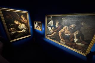 Mensajeros, custodios y contemporáneos: los ángeles toman el corazón artístico de Roma