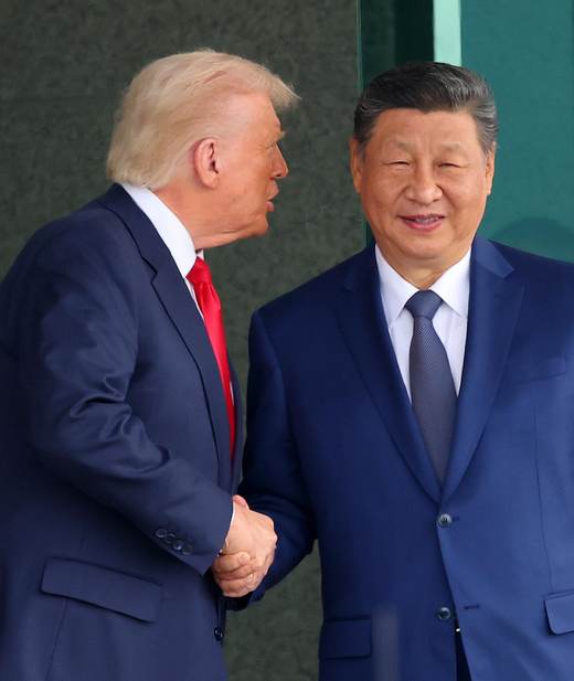 El posible retraso del viaje de Trump beneficia a China, según expertos