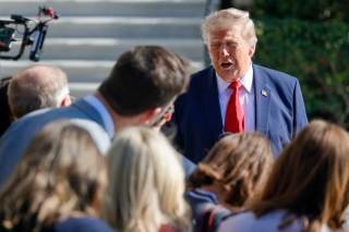 Trump afirma que los buques de EE.UU. "pasarán" por Cuba tras la guerra en Irán