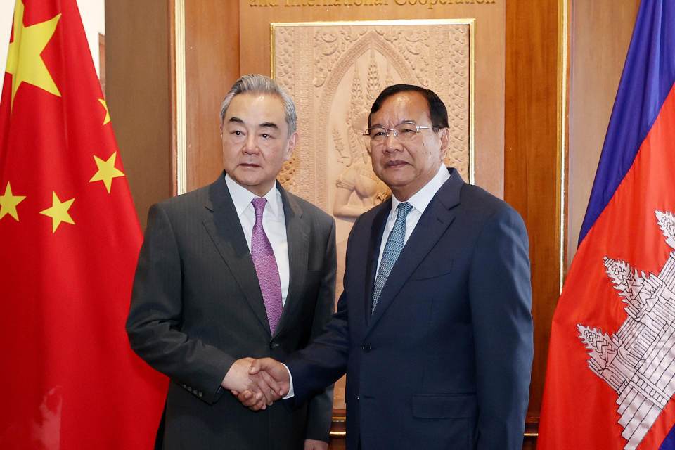 Camboya y China profundizarán la cooperación en la lucha contra las estafas digitales