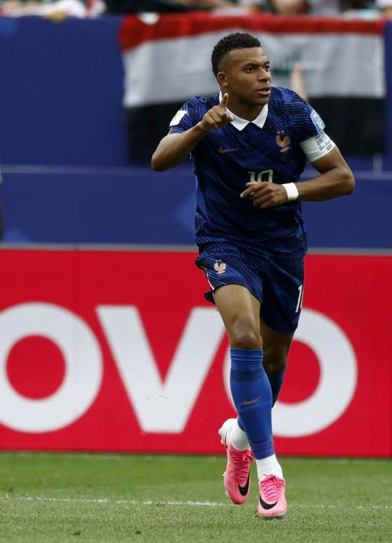 Mbappé alcanza a Ronaldo con 15 goles en la lista histórica de todos los mundiales