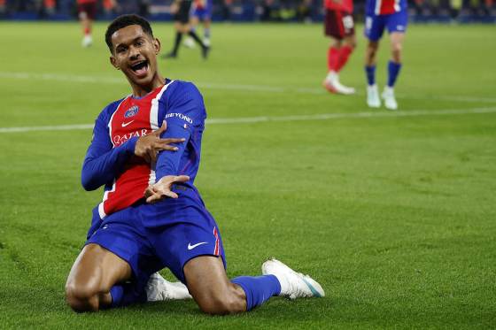 2-0. Mayulu relanza al PSG a la cima