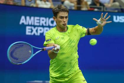 Djokovic cae ante Navone y pierde en primera ronda de un grande por primera vez desde 2006