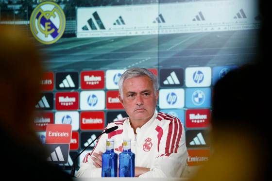 Mourinho, el "puto amo" de la sala de prensa cuando se trata de disparar al Barça