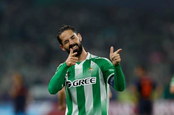 Isco: "Se disfruta mucho en el campo y en la grada"
