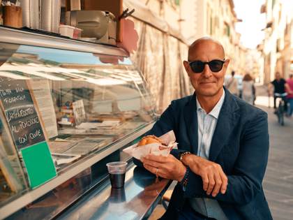 Stanley Tucci: "Es fácil vilipendiar al inmigrante y convertirlo en 'el otro'"