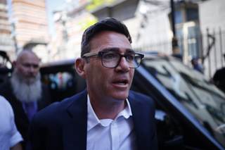 Burnham podría ser proclamado líder laborista el 17 de julio si no surge ningún rival