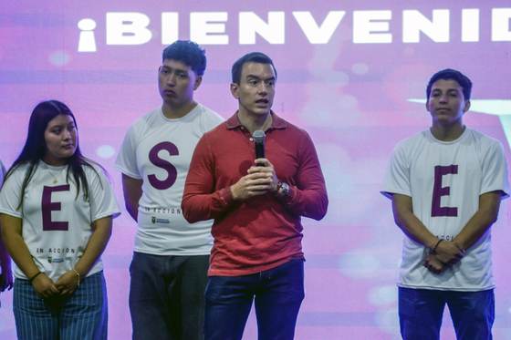 Noboa destina 180 millones de dólares para programas de jóvenes en Ecuador