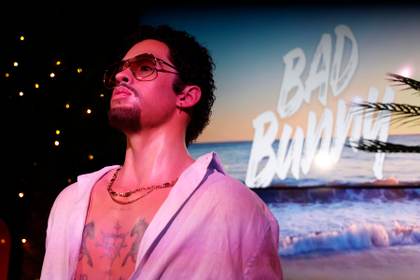 Bad Bunny ya se exhibe en el Museo de Cera de Madrid con escenografía caribeña