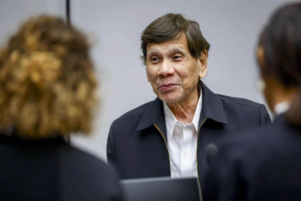Duterte comparece por primera vez en persona en la CPI en medio de dudas sobre su salud