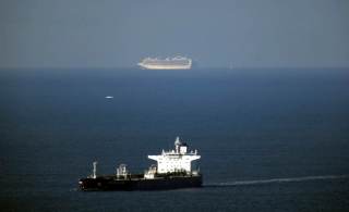 EEUU propone imponer tasas a buques españoles y restringir ciertas importaciones de España