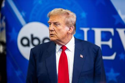 EEUU adelanta revisión de las licencias de ABC en plena disputa de Trump con Jimmy Kimmel