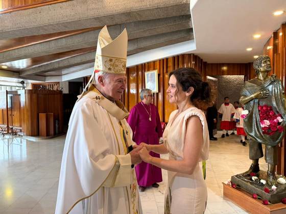 Isabel Díaz Ayuso inicia su viaje a México con una visita a la Basílica de Guadalupe