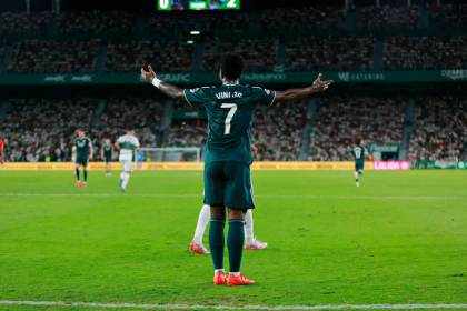 El Madrid pasa del "partido de 45 minutos" al "partido de tres caras"
