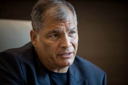 Suspenden en Ecuador partido con que el correísmo iba a elecciones tras su inhabilitación