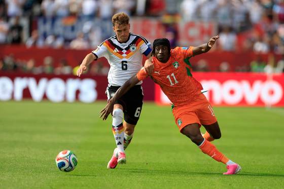 2-1. Undav rescata a Alemania en el añadido y amarga a Costa de Marfil