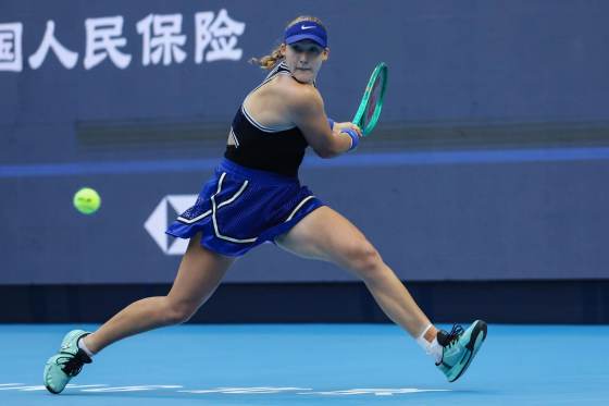 Andreeva pone fin a la sorpresa de Bartunkova y alcanza la final de Pekín