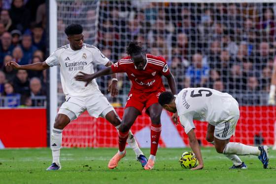 Un Sevilla sin urgencias evalúa al Real Madrid antes del Clásico