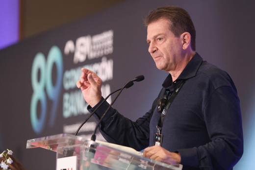 Banqueros advierten que la guerra en Irán frenará los recortes de tasas en México