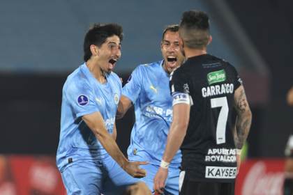 1-0. Pizzichillo acerca a Montevideo City Torque a la próxima ronda