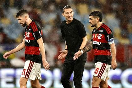 Filipe Luis, destituido como entrenador del Flamengo