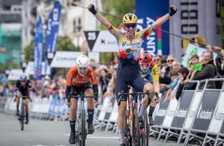 La neerlandesa Bredeworld gana por tercer año seguido la primera etapa de la Itzulia