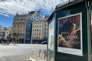 Baile incesante de fans de Dion, bajo las ventanas de su hotel: "Céline te queremos"