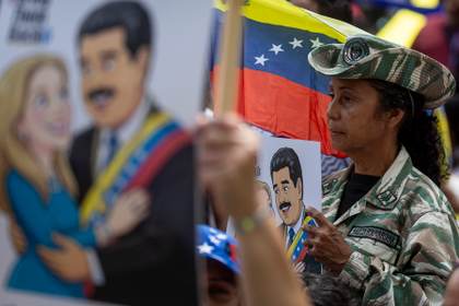 Chavistas expresan frustración por el avance del caso contra Maduro y Flores en EE.UU.