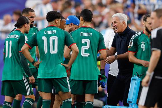 Argelia suspende por tres días a un medio que lanzó "acusaciones" a la selección de fútbol