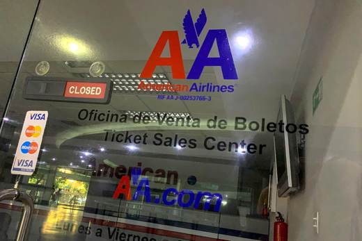 La diáspora venezolana acorta la separación con la reactivación de los vuelos desde EE.UU.